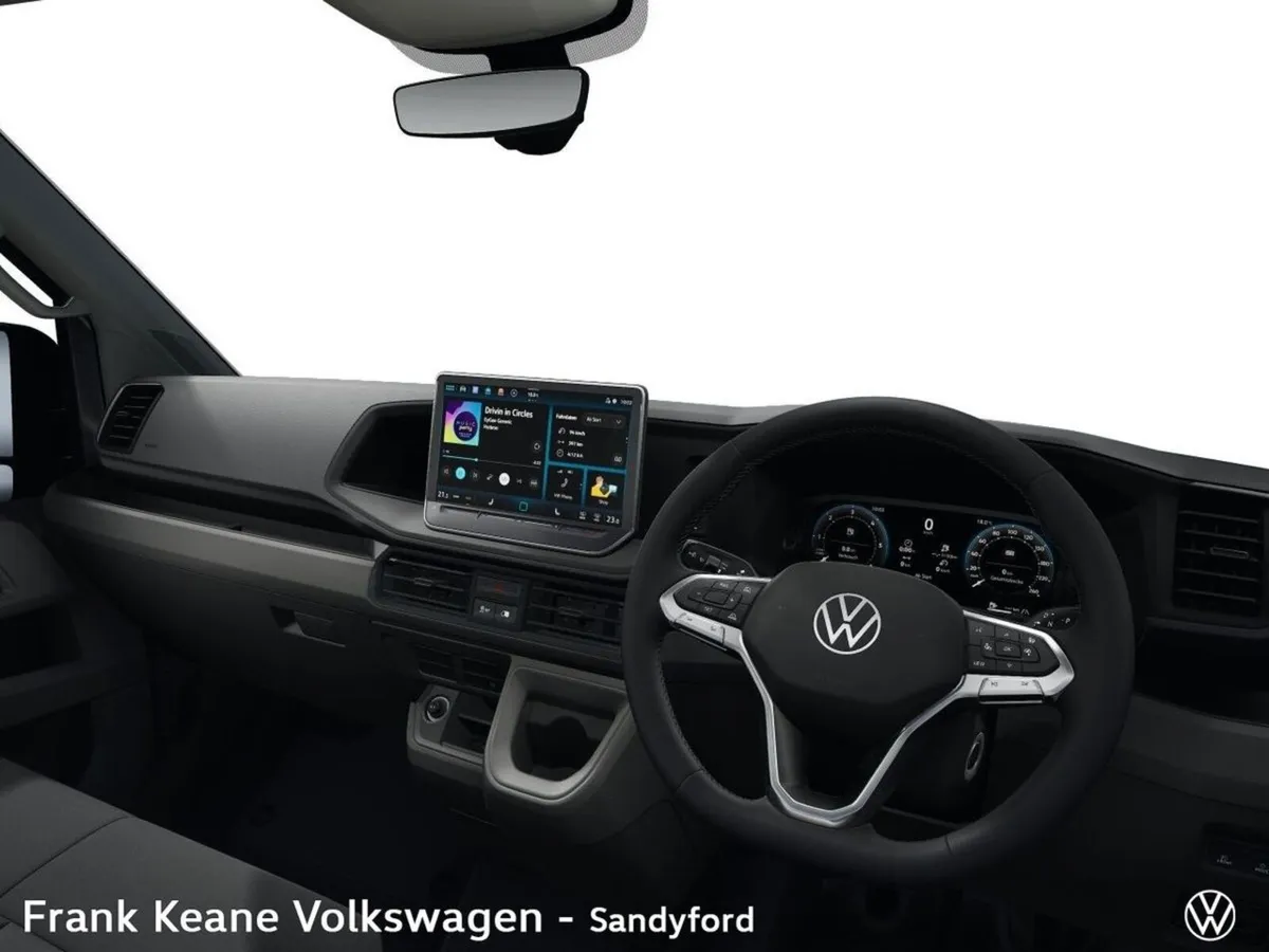 Volkswagen Crafter HIGHLINE AUTO 30 MWB 140BHP *0% - Image 4