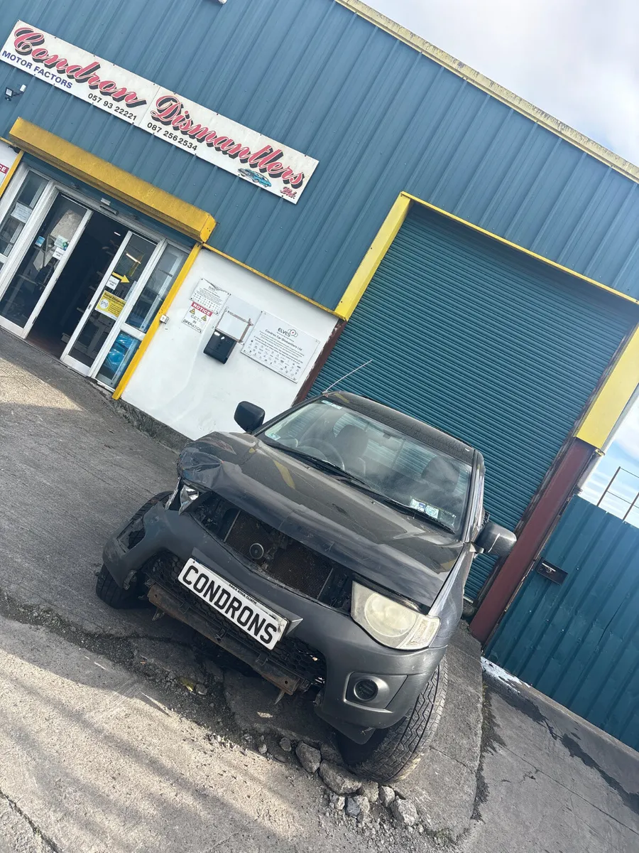 Mitsubishi L200 2015 - Image 1