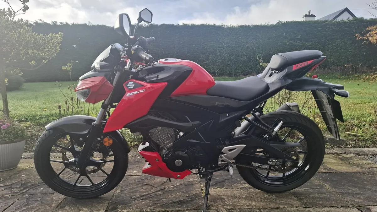 SUZUKI GSX 125 - Image 1