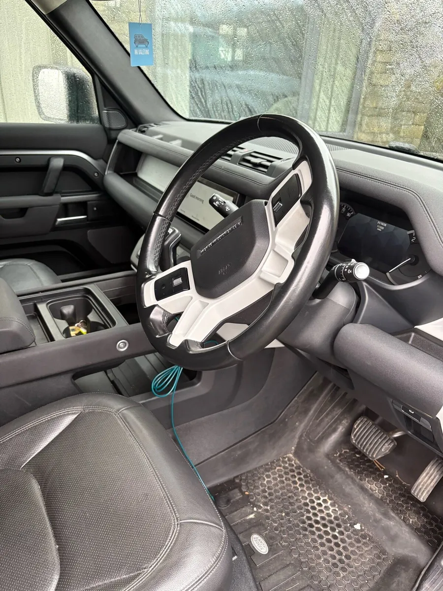 Land Rover Discovery - Image 4