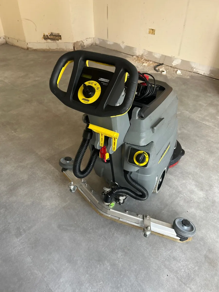 Floor scrubber dryer - Image 3