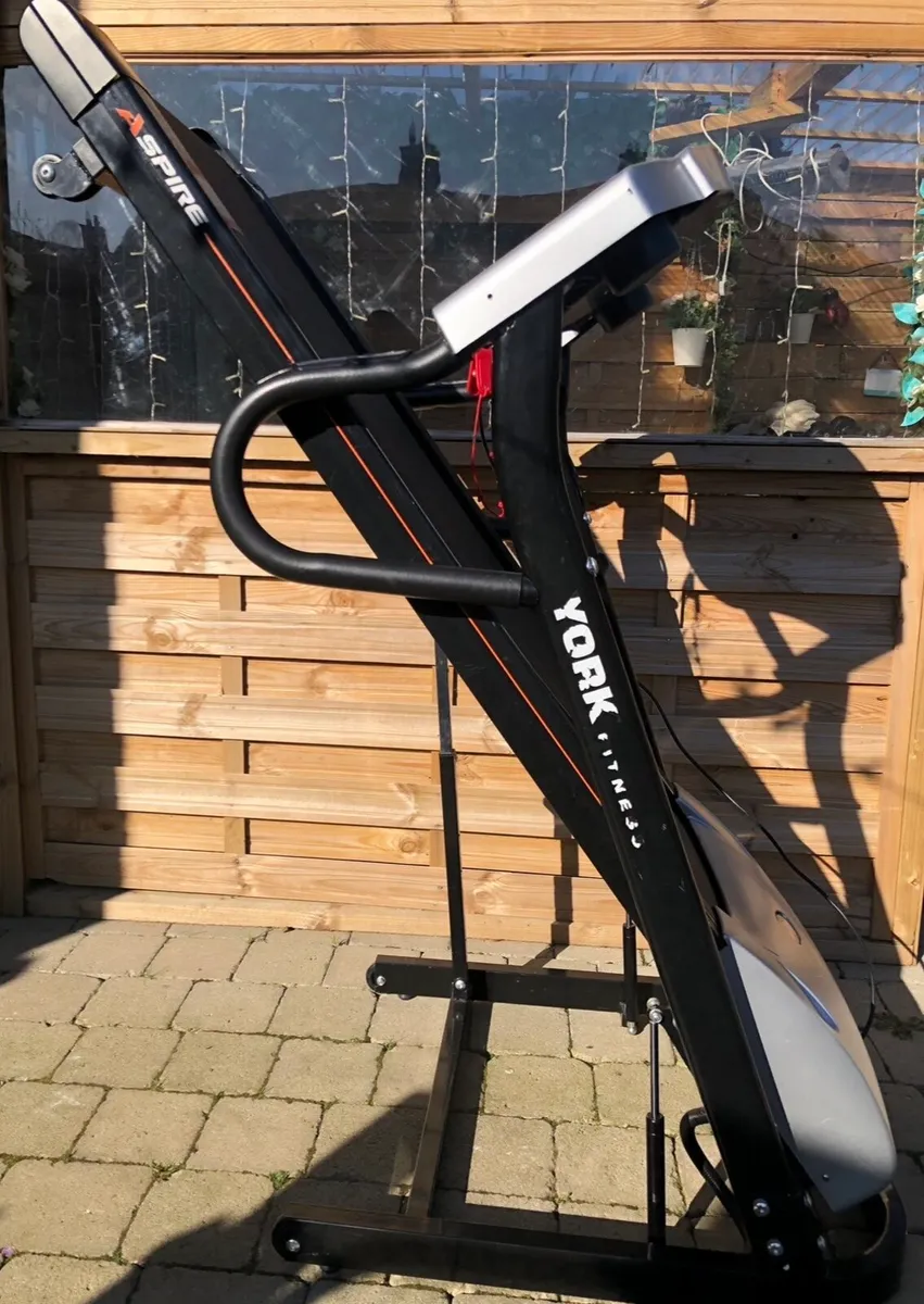York treadmill - Image 1