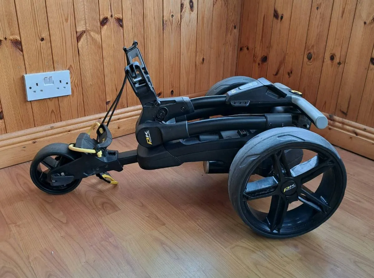 Powakaddy fx3 battery trolley - Image 2