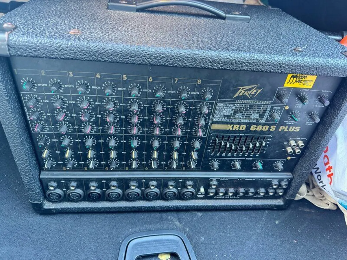 Peavy Complete PA Sound System - Image 1