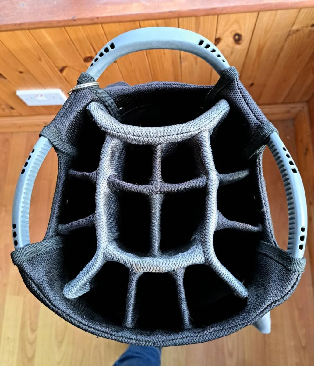 Powakaddy golf bag - Image 3