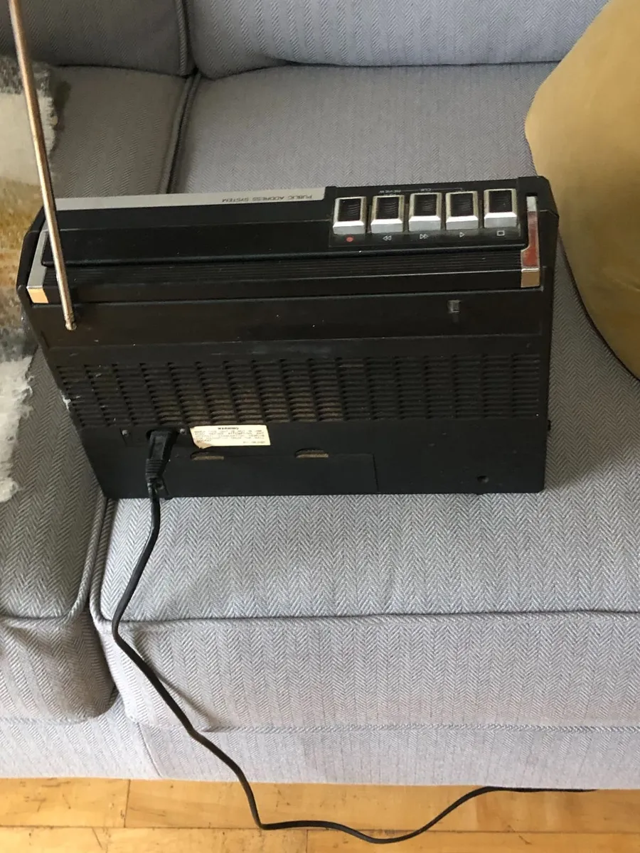 Radio - Image 3