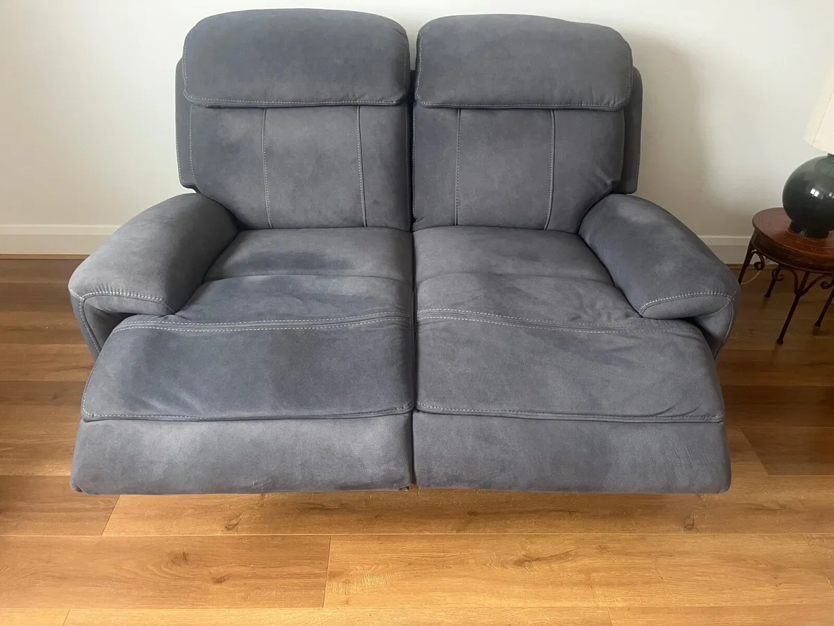 Electric recliner 2 seater Sofa - Image 3
