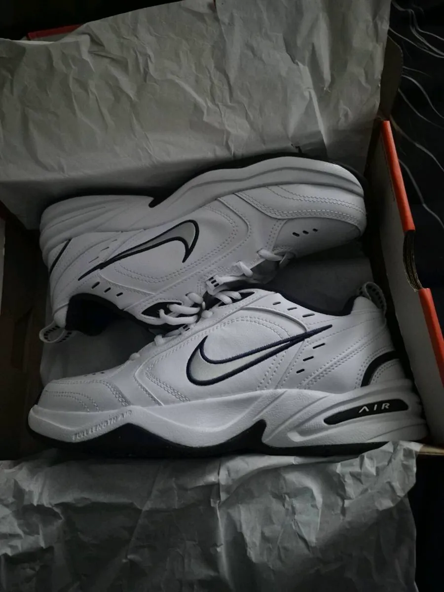 NIKE AIR MONARCH - Image 2