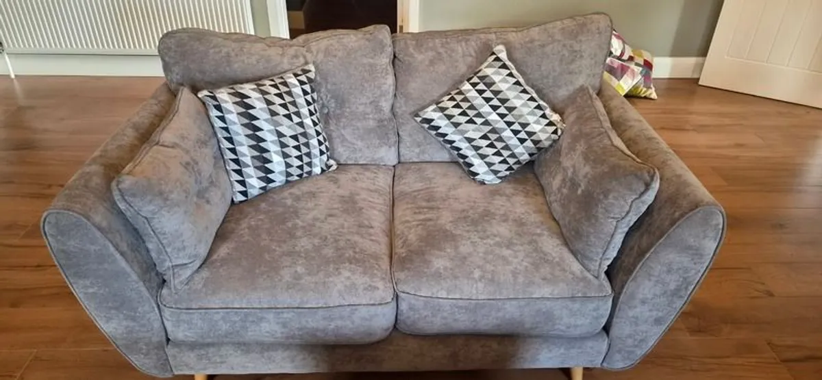3+2+1 soft grey fabric sofa suite - Image 3