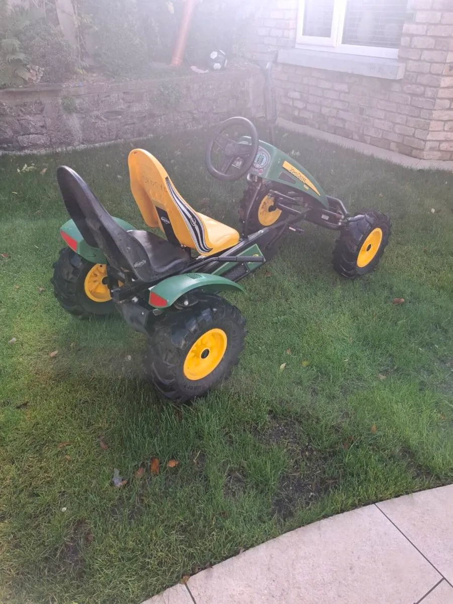 Kids john deere large gocart - Image 1
