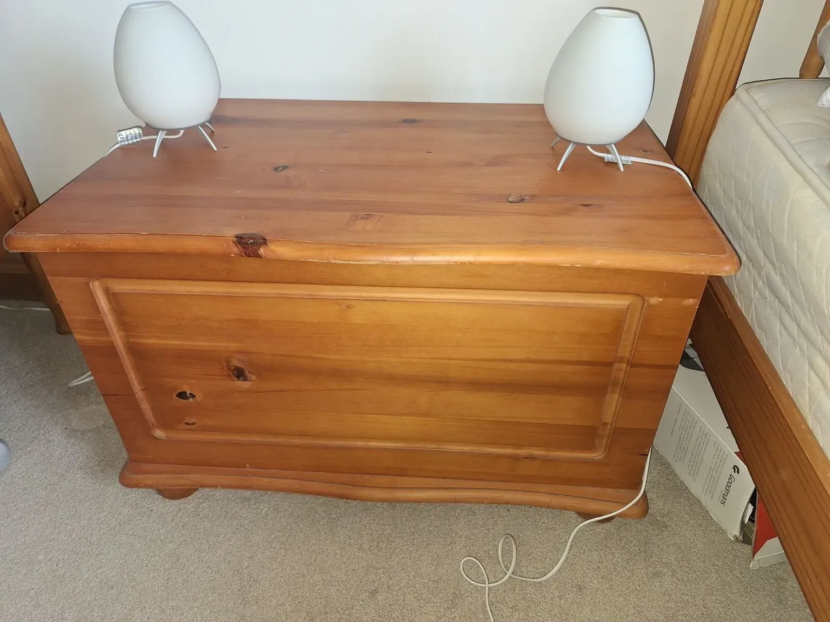 Single beds - Image 3