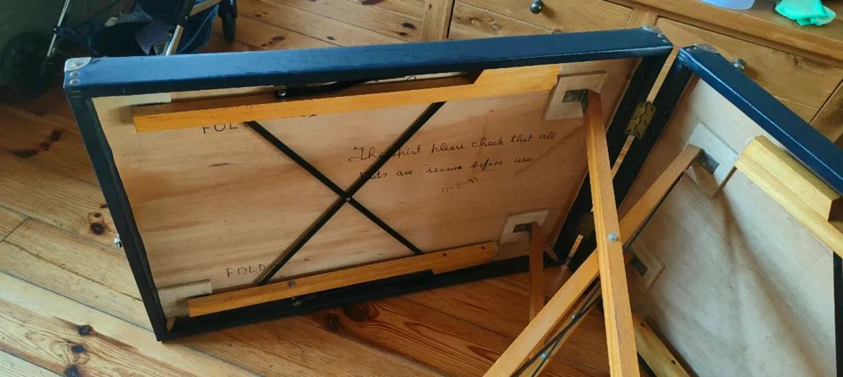 Portable Massage table - Image 4