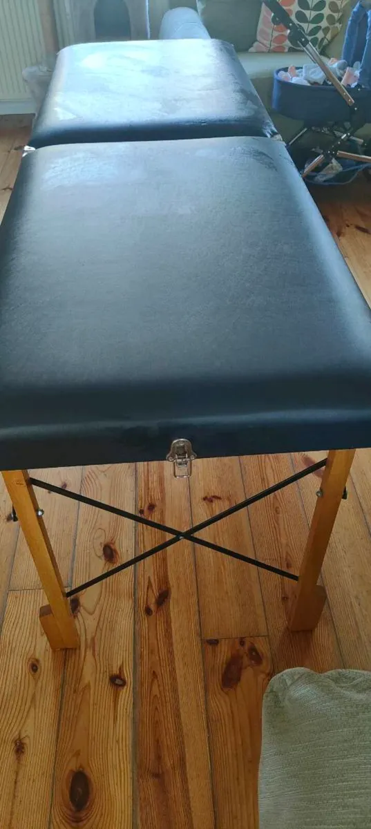 Portable Massage table - Image 3
