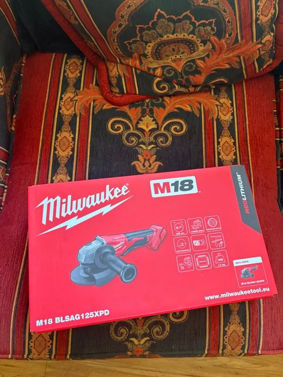 Milwaukee M18 BLSAG125XPD Angle Grinder - Image 1