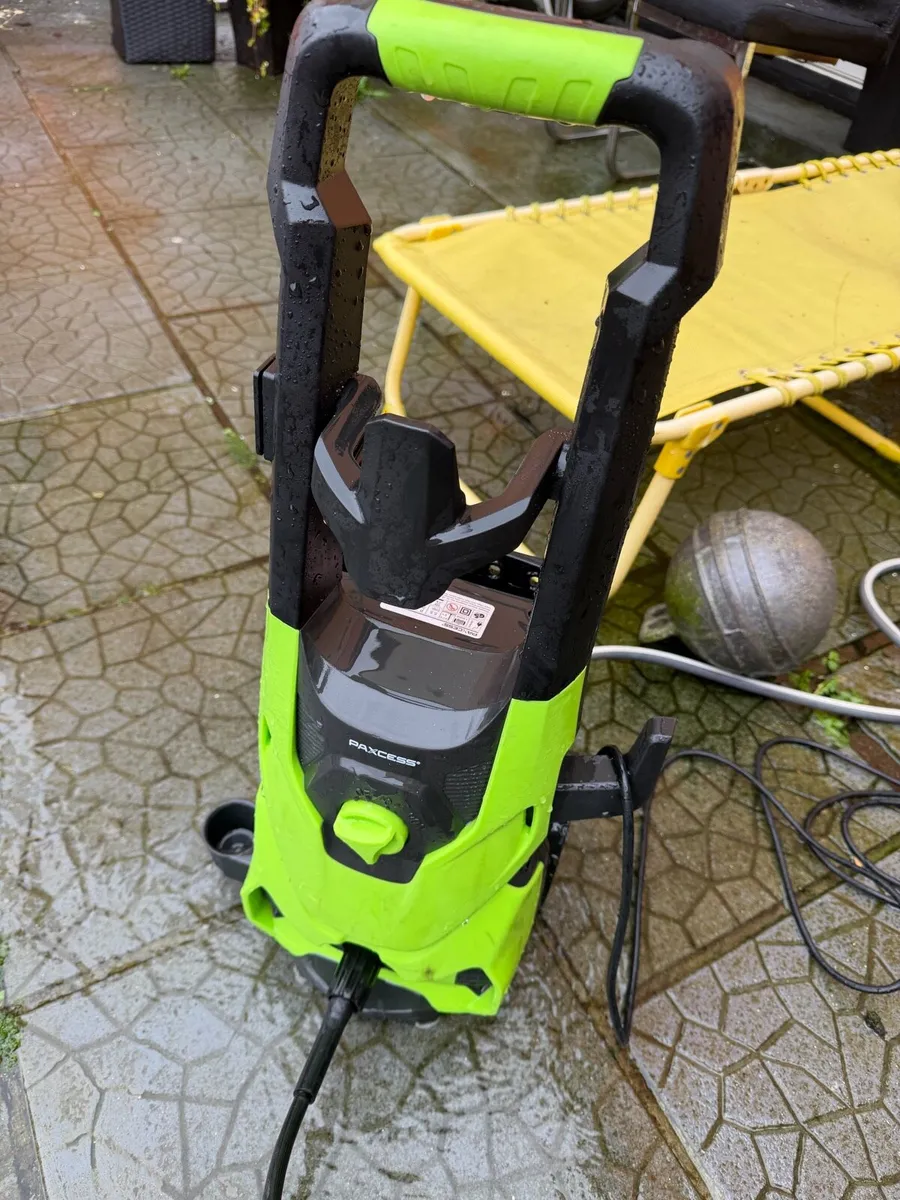 Power washer - Image 1