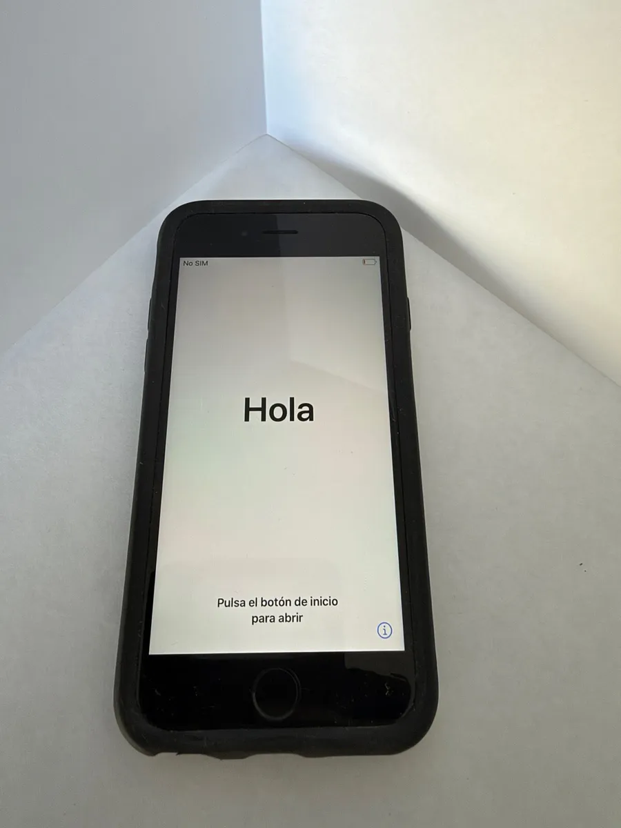 iPhone 6S 32GB - Image 1