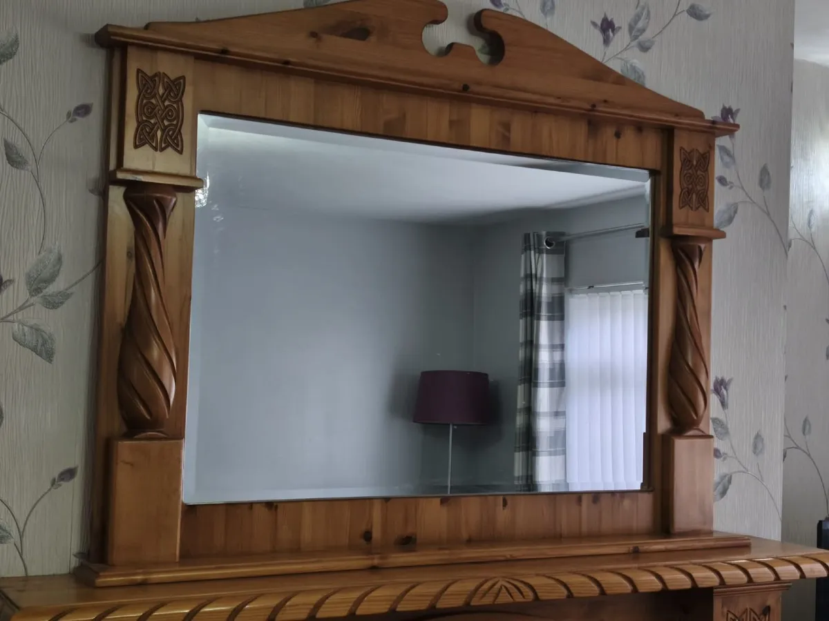 Large mirror - Image 1