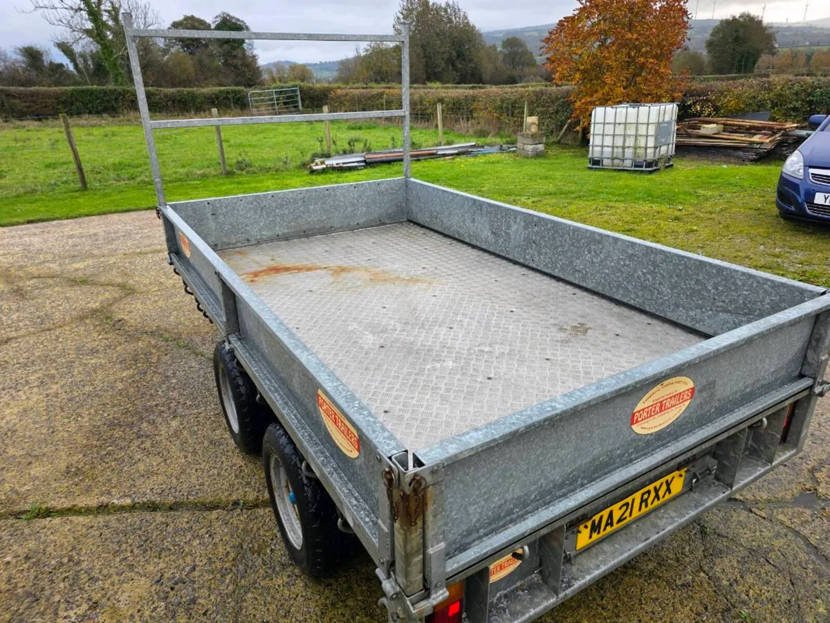 Trailer - Image 1