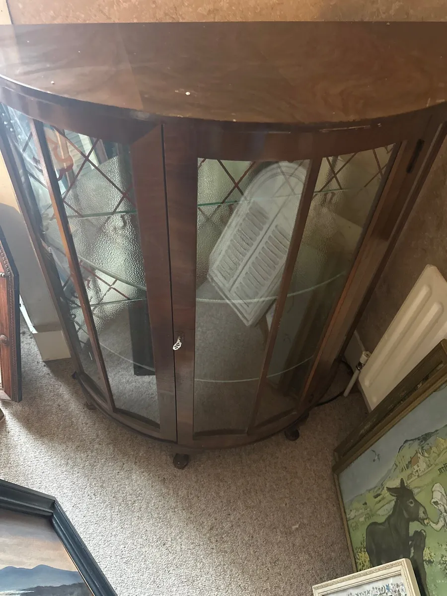 Oak glass cabinet - Image 1