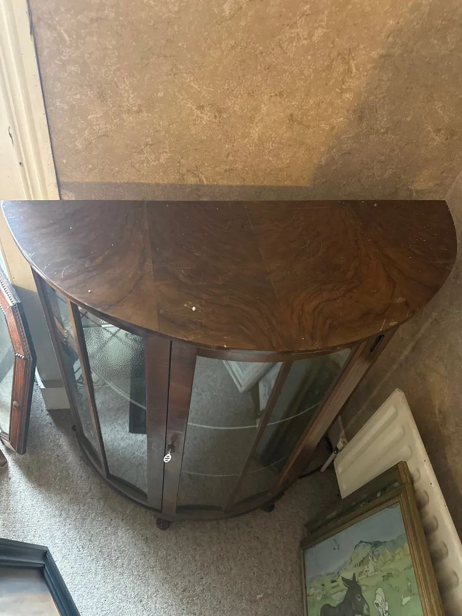 Oak glass cabinet - Image 2