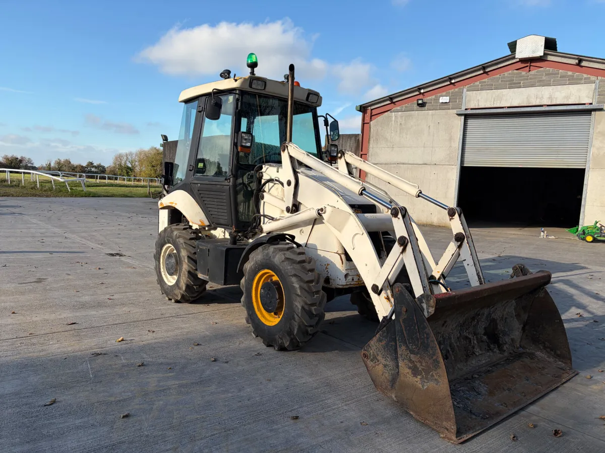 2011 JCB 2CX TURBO - Image 2