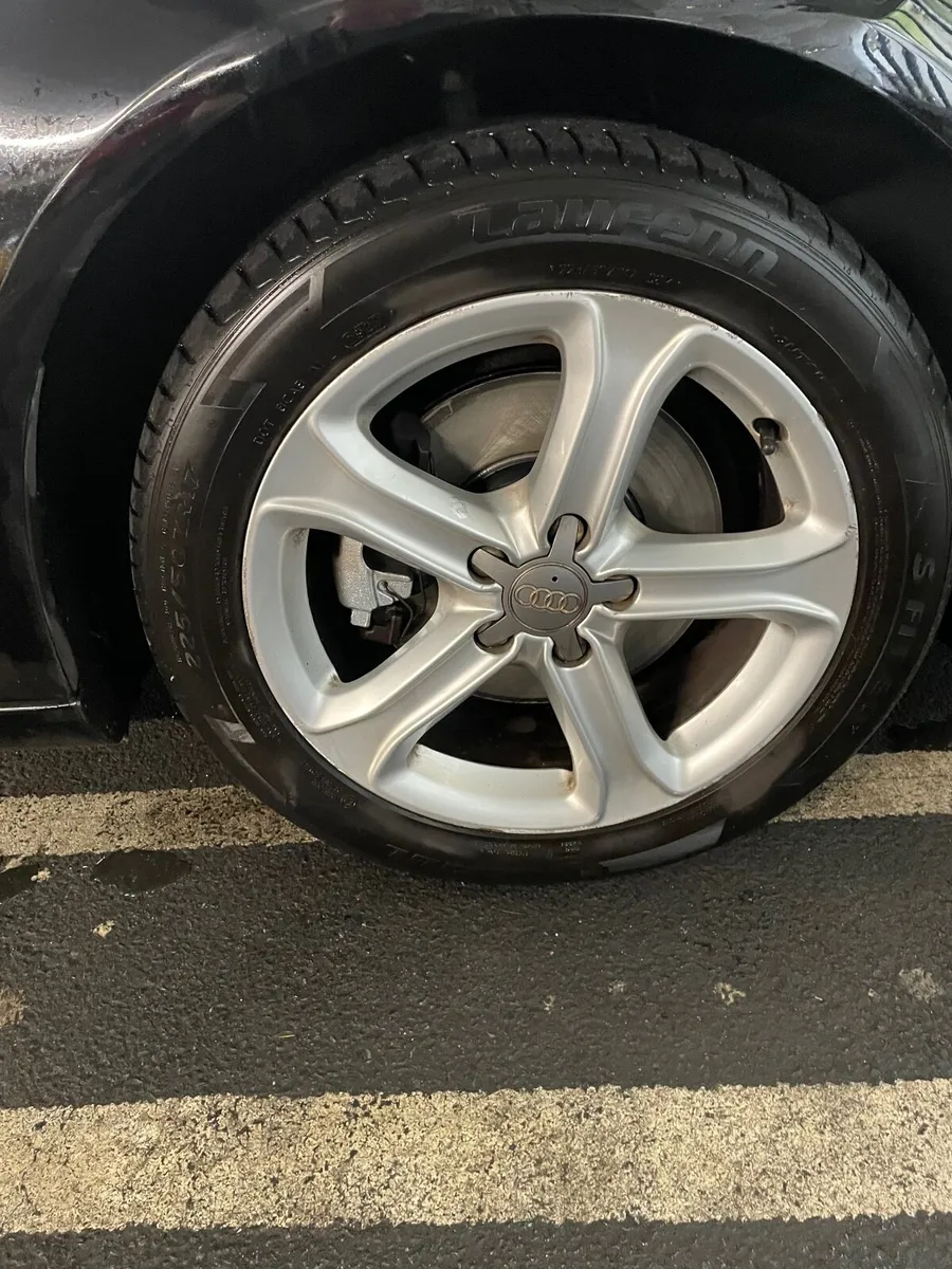 Car - Image 2