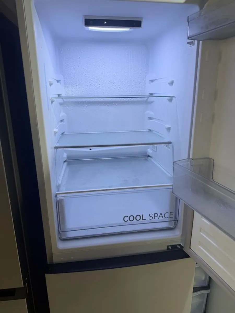 fridge - Image 1
