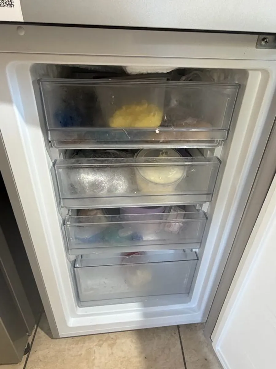 fridge - Image 3