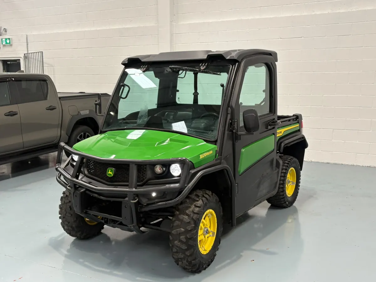 2024 JohnDeere XUV 865M Diesel Gator - Image 1