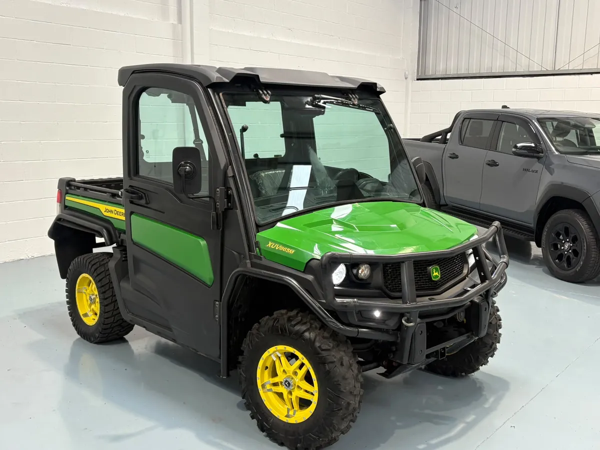 2024 JohnDeere XUV 865M Diesel Gator - Image 3