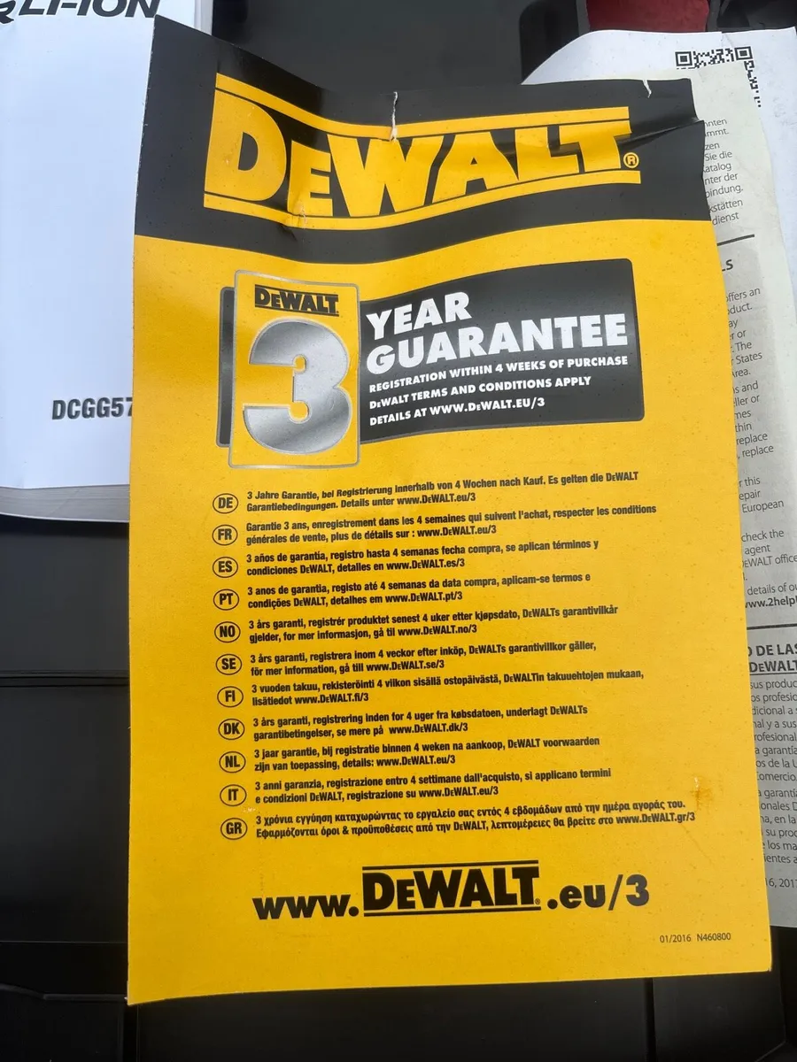 DeWalt grease gun - Image 2