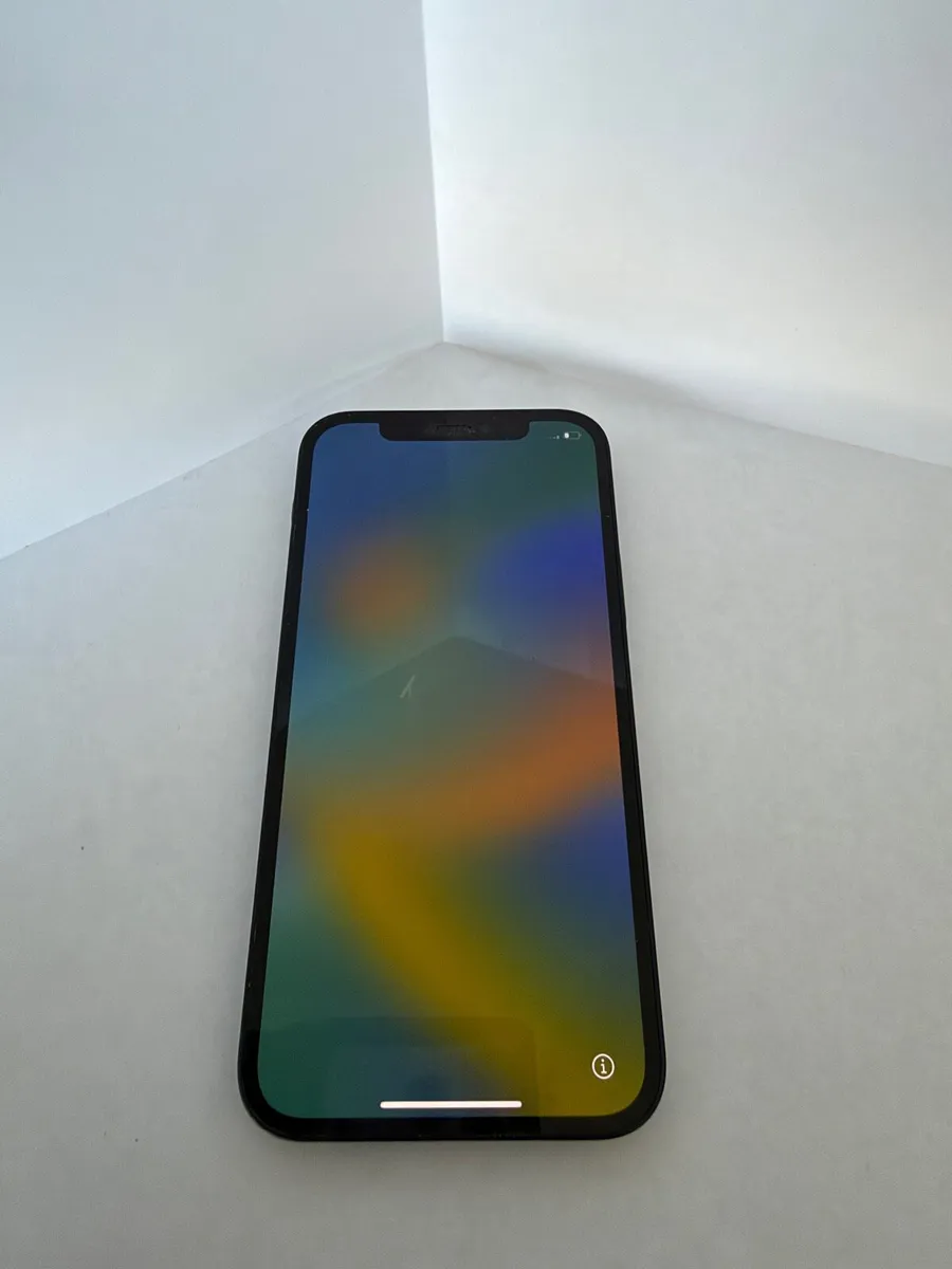 iPhone 12 64GB - Image 4