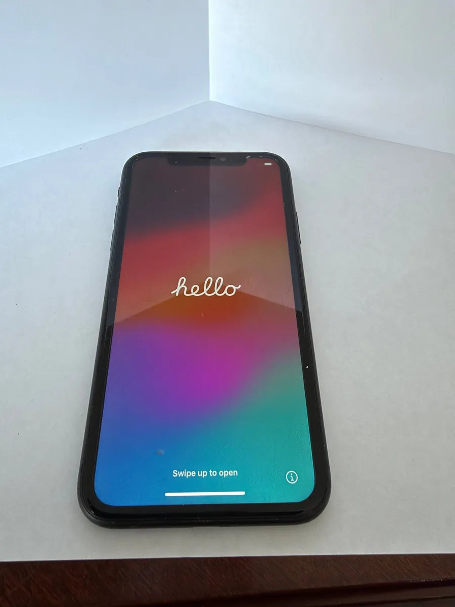 iPhone 11 128GB - Image 1