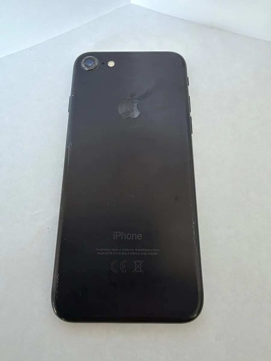 iPhone 7 32GB - Image 2