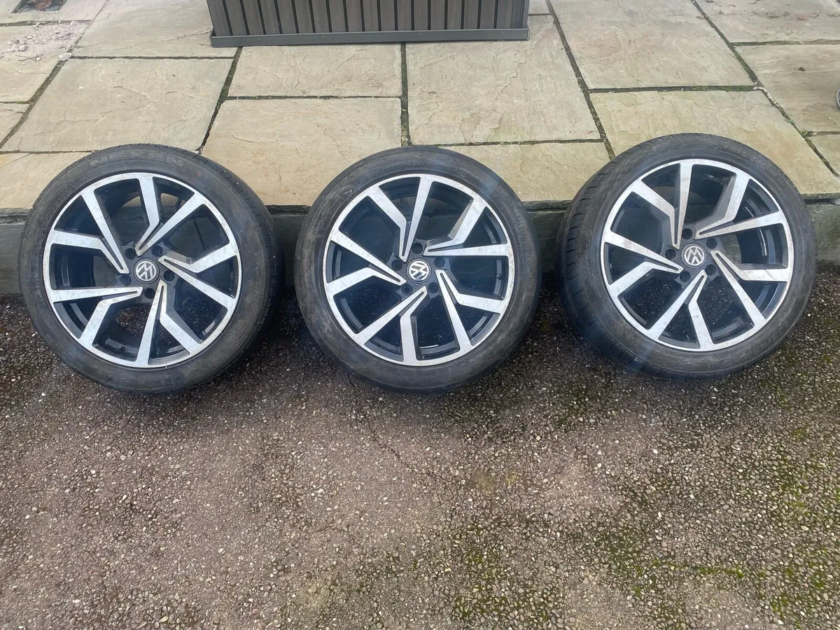 17” clubsport wheels - Image 1