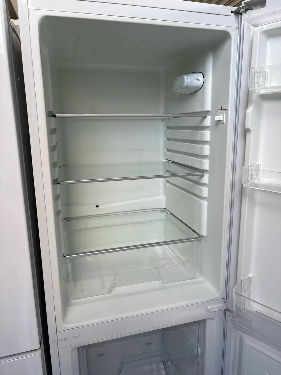 Hoover fridge freezer - Image 4