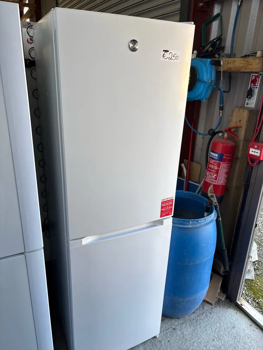 Hoover fridge freezer - Image 1