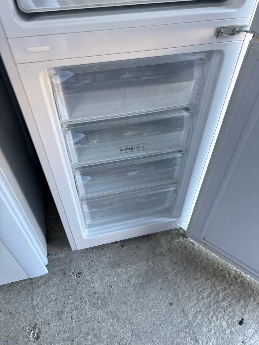 Hoover fridge freezer - Image 3