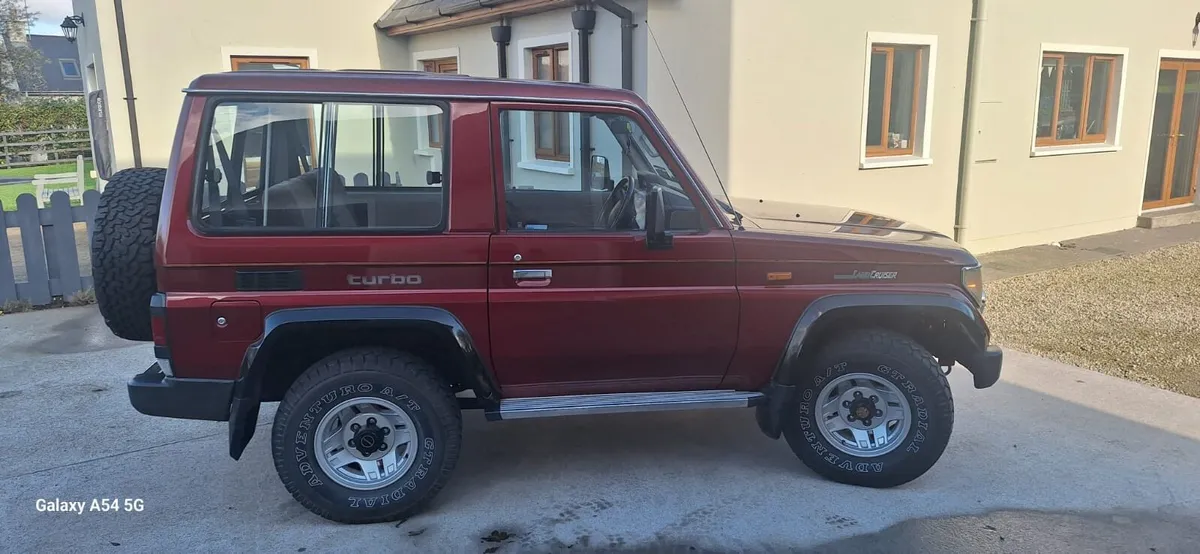 Toyota landcruiser - Image 3