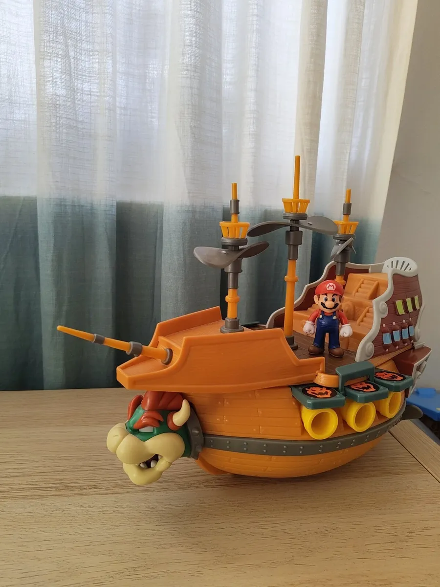 Super Mario Deluxe Bowser’s Airship Playset