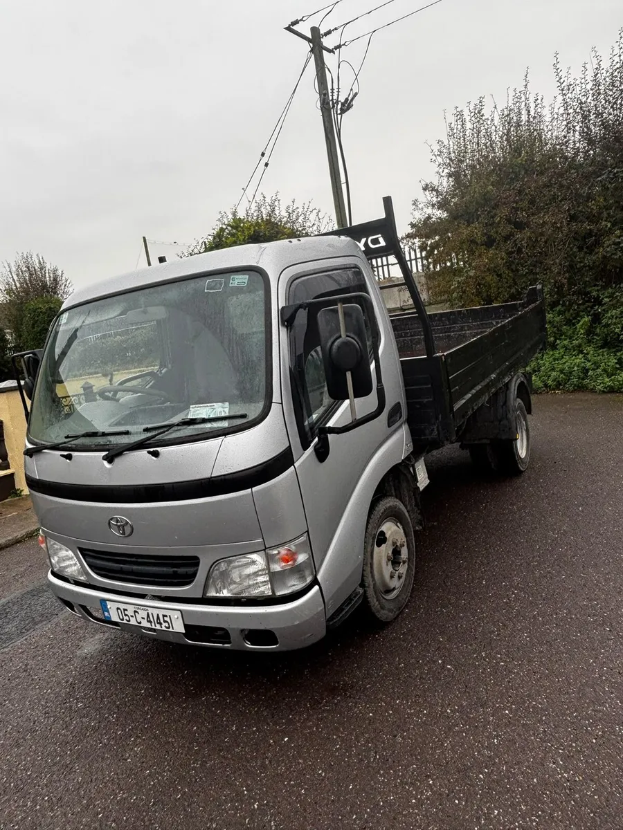 Toyota dyna - Image 4
