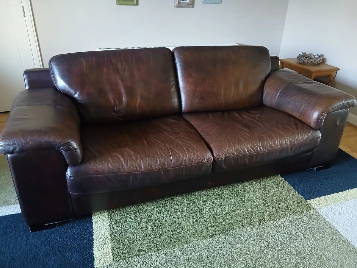 Couch - Image 1