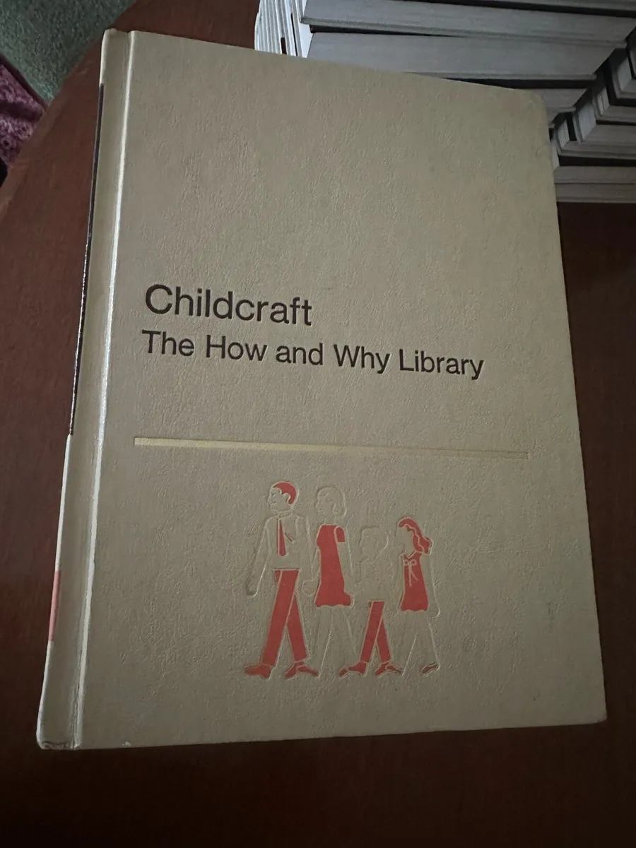 Child craft books - Image 2
