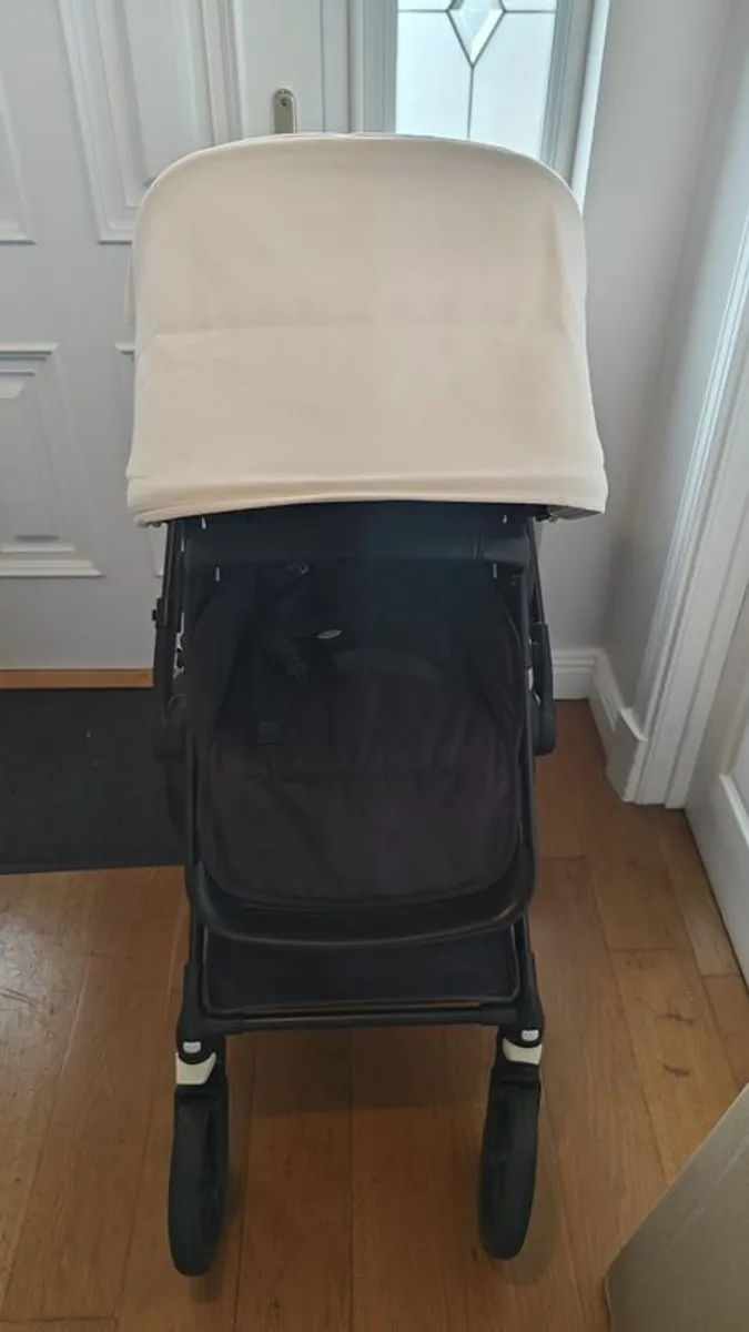 Bugaboo Fox 2 Pram Complete set - Image 3