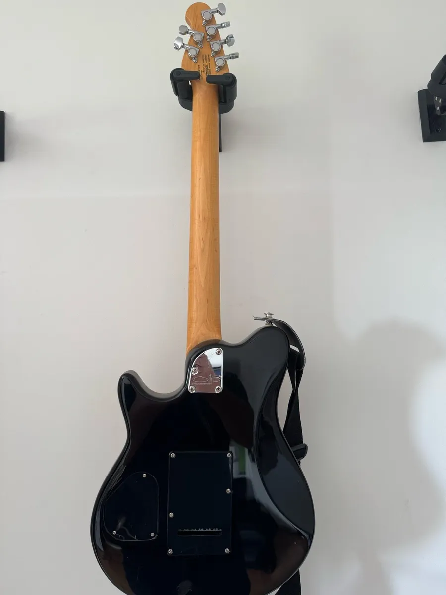 Guitar - Image 3
