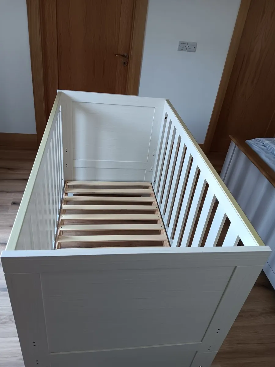 Cot - Image 3