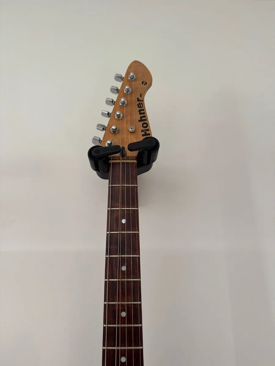 Horner strat type guitar - Image 2