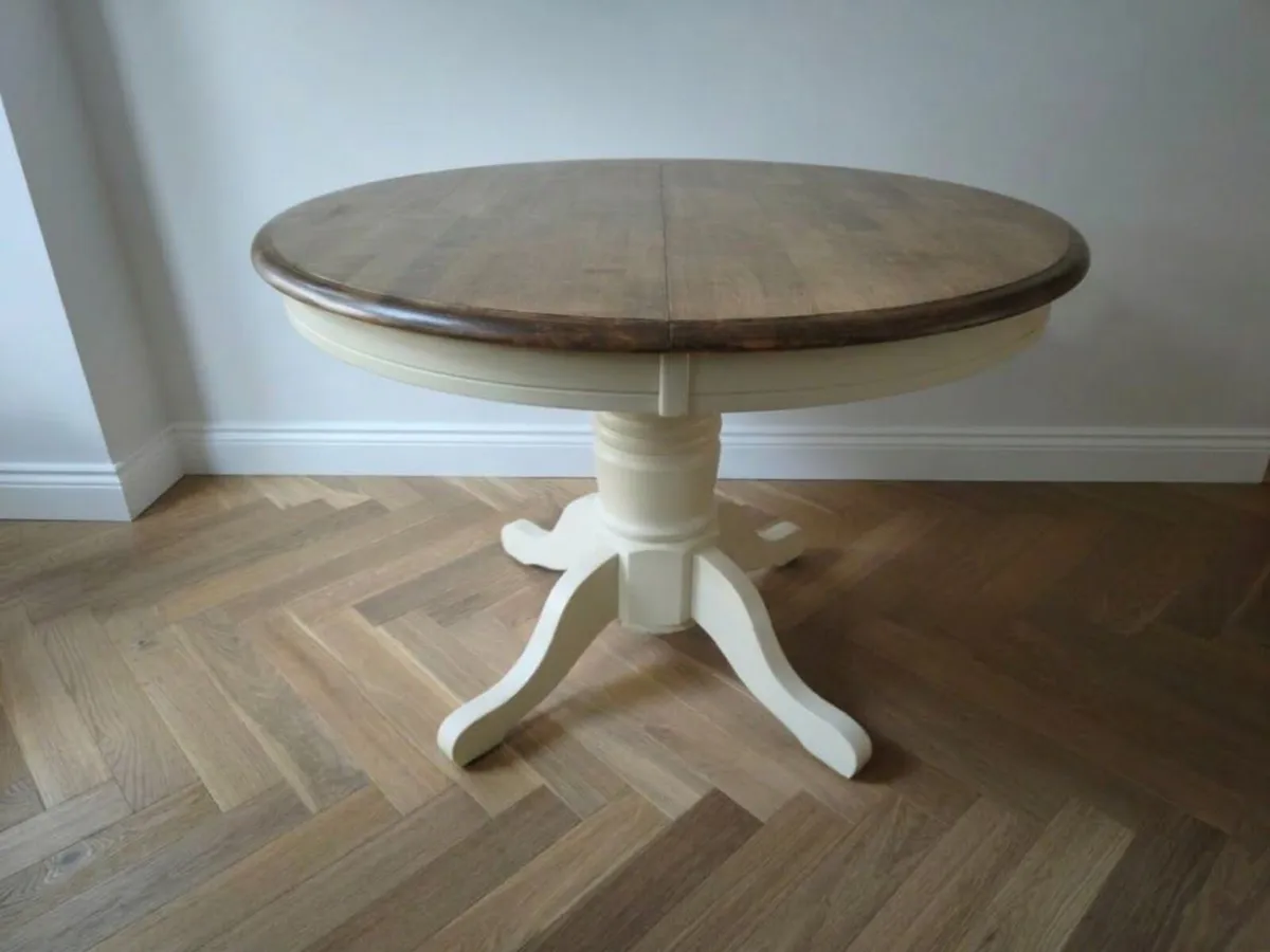 Dining table and chairs - Image 3