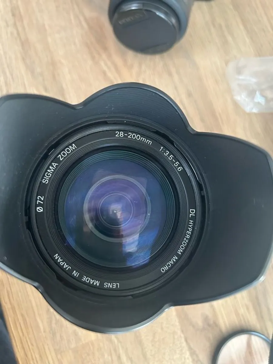 Pentax Z-1p. Autofocus 35mm SLR with lenses, Pentax AF500FTZ flash and accessories - Image 4