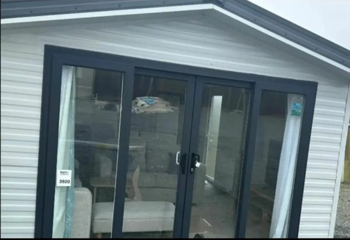 Mobile home - Image 1